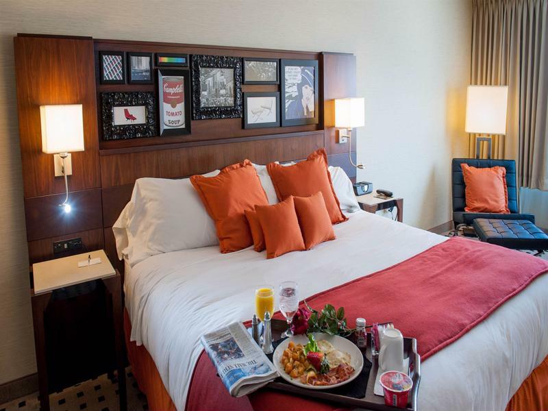 Delta Hotels By Marriott Utica Eksteriør billede
